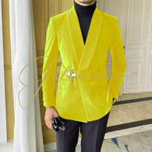 Load image into Gallery viewer, Green Mens Velvet Suits Double Breasted Tailor-Made Tuxedo 2 Pieces Blazer Pant Wedding Party Groom