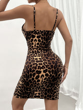 Load image into Gallery viewer, Fashion Leopard Print Bodycon Mini Skirt
