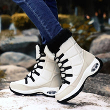 Load image into Gallery viewer, High Quality Waterproof Winter Women Boots Warm Plush Women&#39;s Snow Boots Outdoor Non-slip Sneakers Fur Platform Ankle Boots
